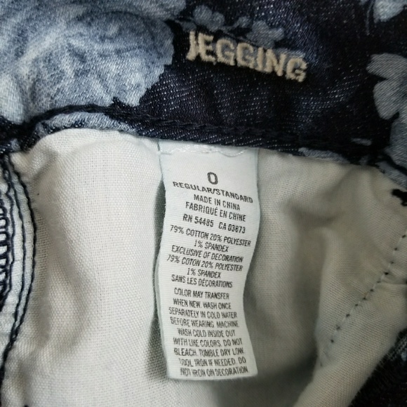 AEO Floral Rose Jeggings Jeans Leggings EUC - Picture 6 of 6